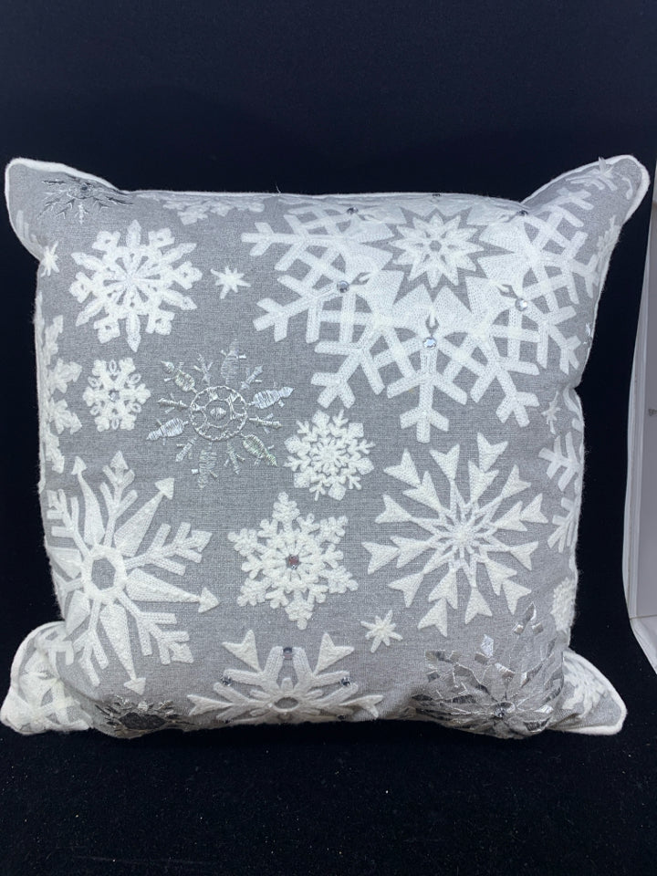 SILVER SNOWFLAKE SQUARE PILLOW.