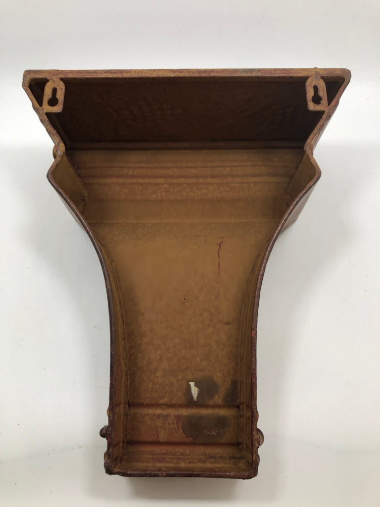 METAL WALL SHELF.