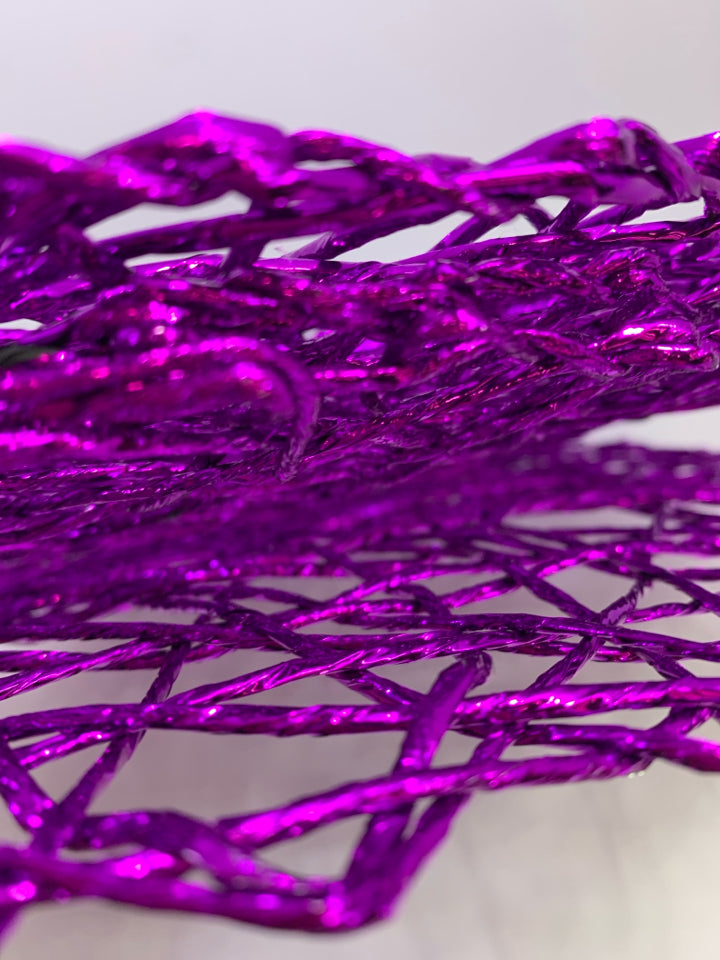 4PC PURPLE SPIDER-WEB DESIGN PLACEMATS.