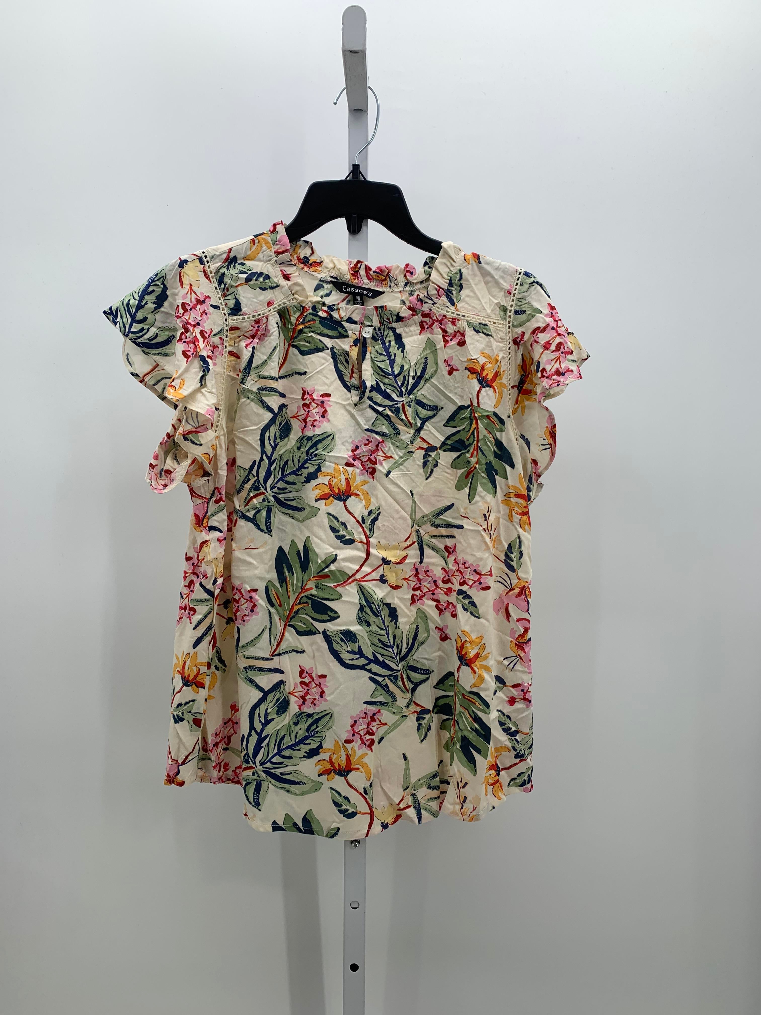 Size Medium Misses Short Sleeve Shirt