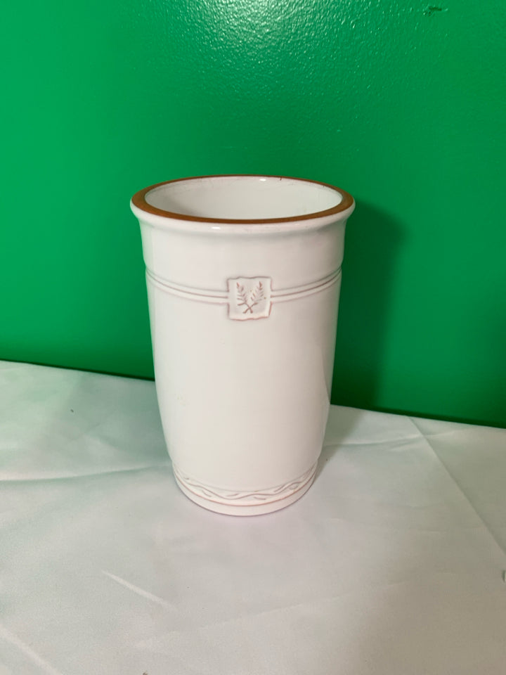 TALL WHITE WITH ORANGE UTENSIL HOLDER.