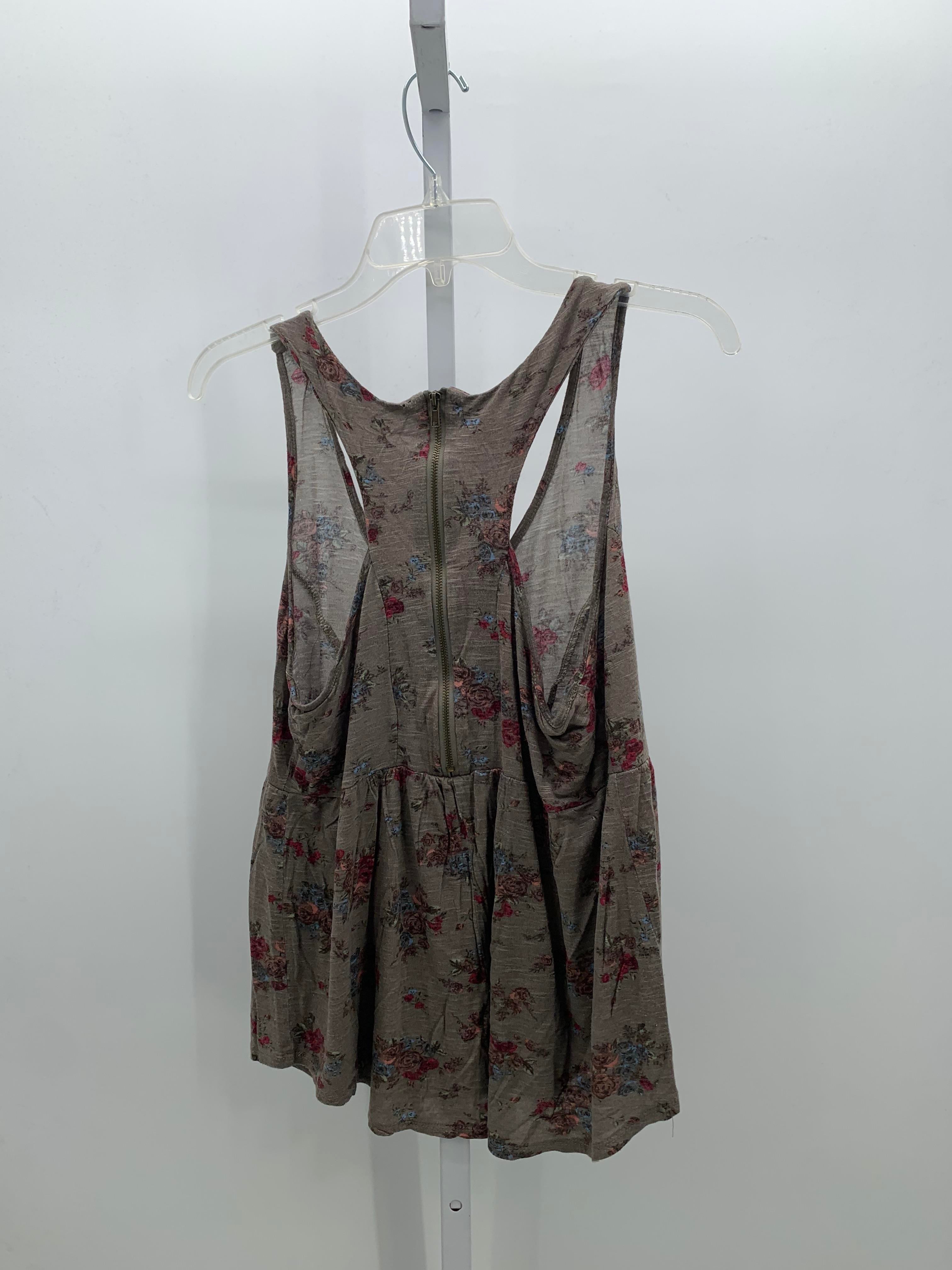 Eyeshadow Size Large Juniors Tank