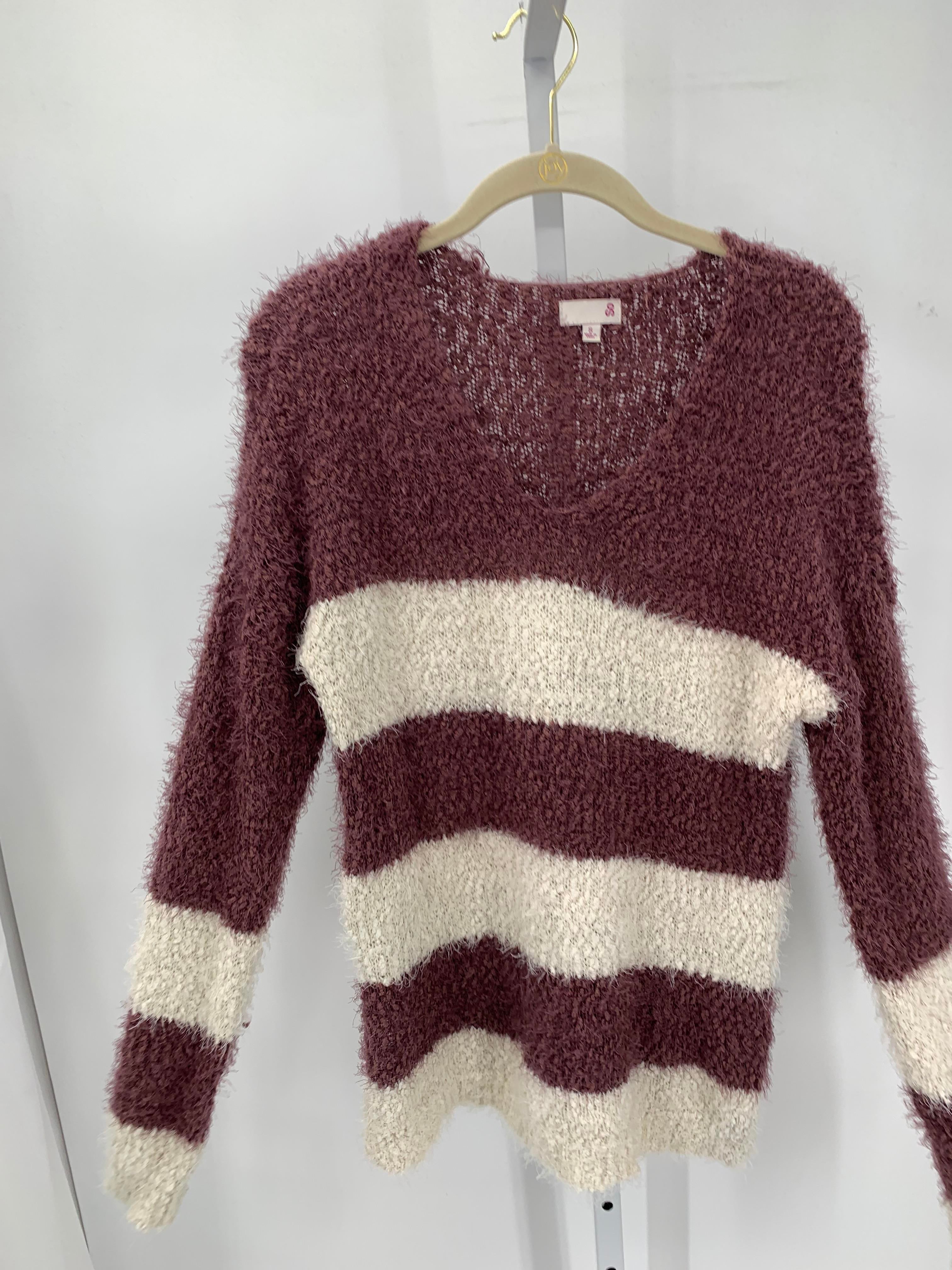 SO Size Small Juniors Long Sleeve Sweater