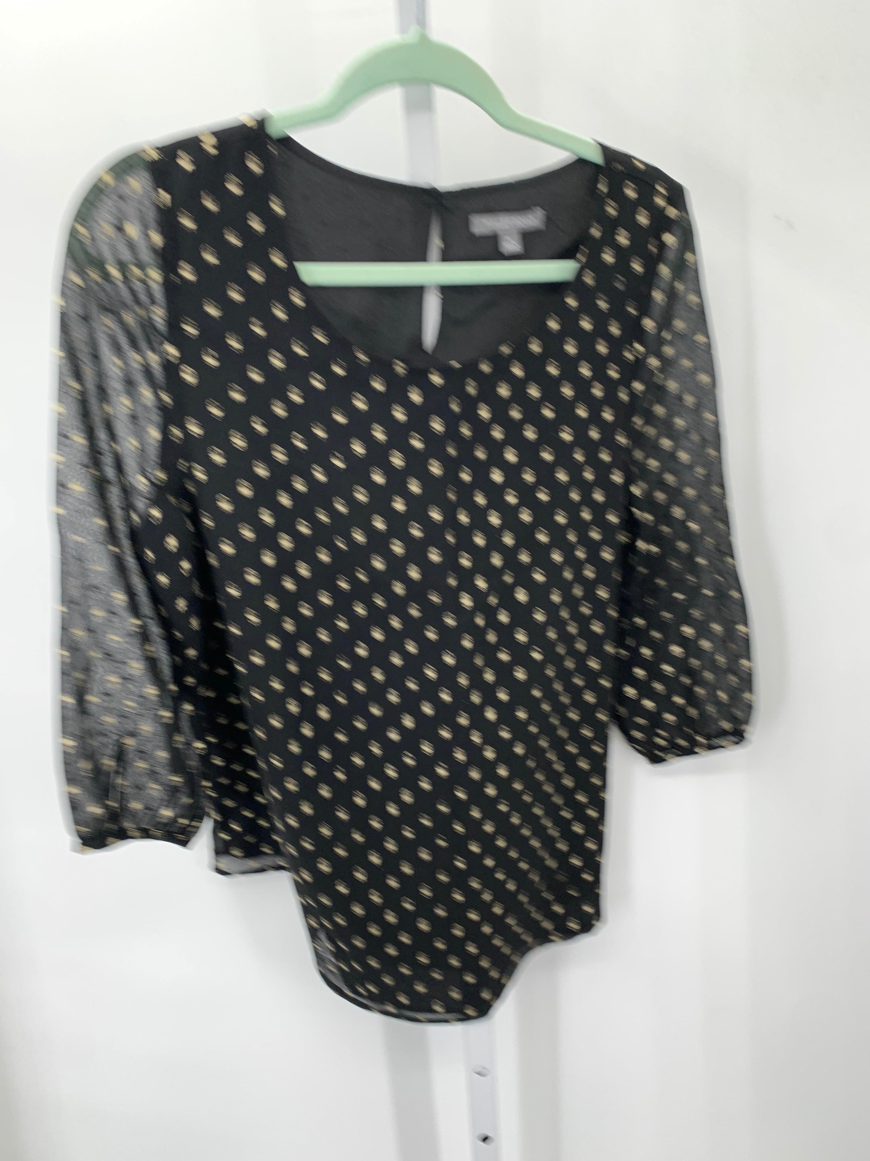 Size Medium Misses 3/4 Sleeve Shirt