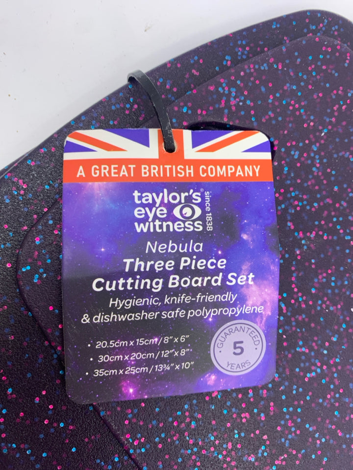 3 NIP CUTTING BOARD SET.