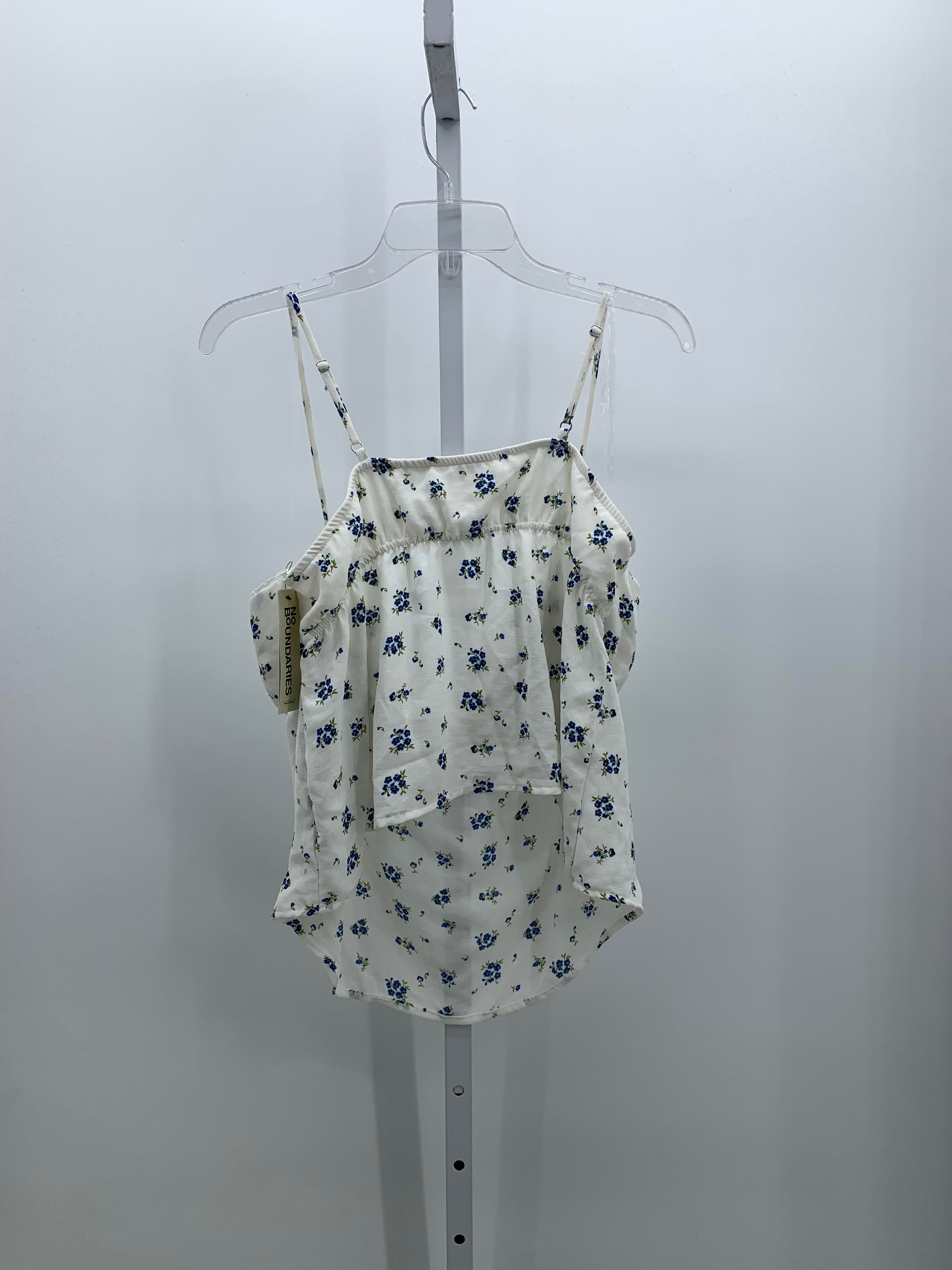 No Boundries Size Extra Large Juniors Sleeveless Shirt