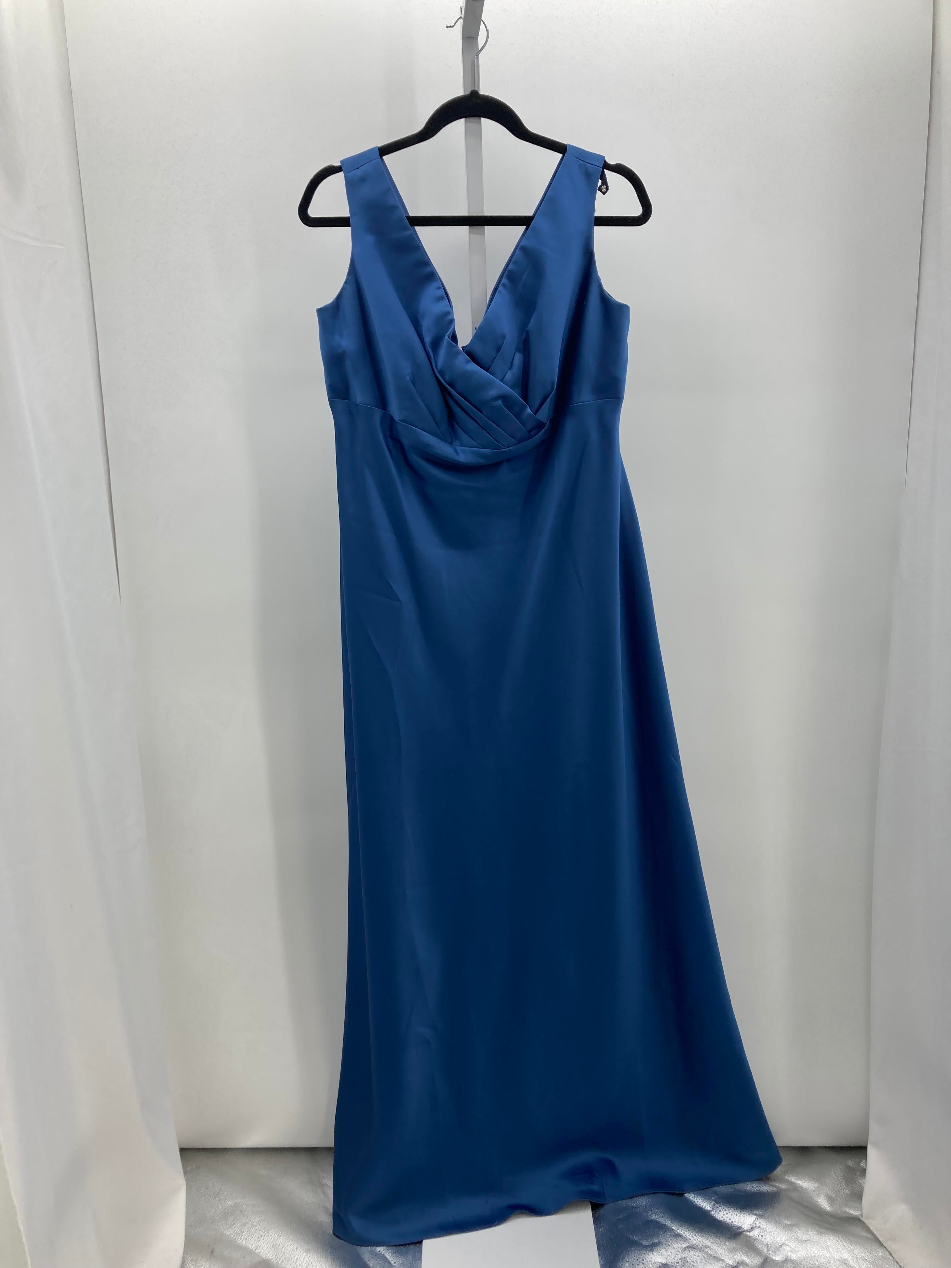 Alfred Angelo Size 18 W Womens Sleeveless Dress