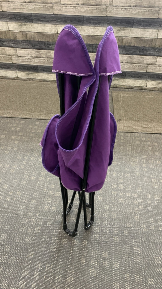 PURPLE BUTTERFLY CANVAS CHAIR.