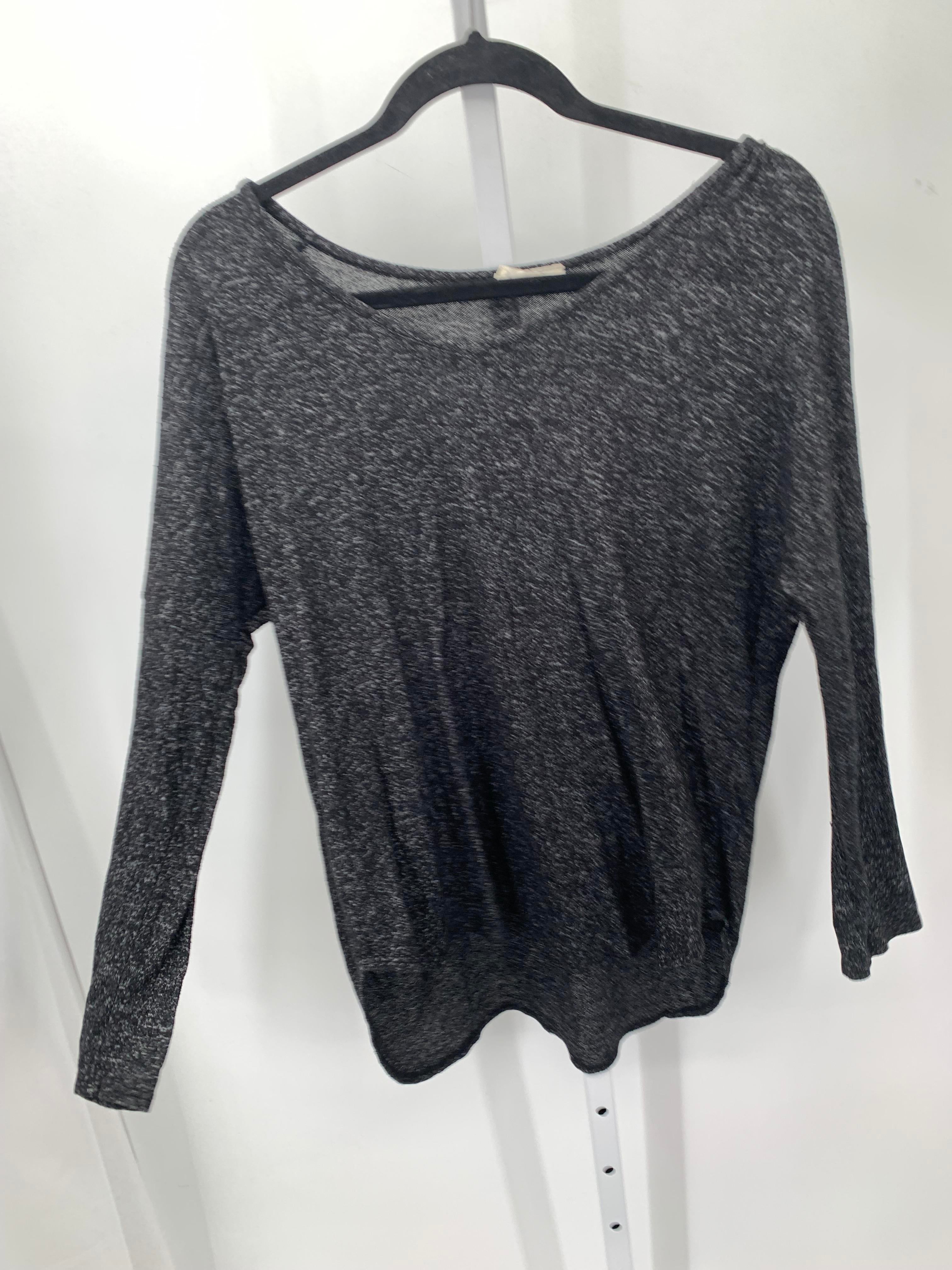 Olivia Rae Size Large Juniors Long Sleeve Shirt