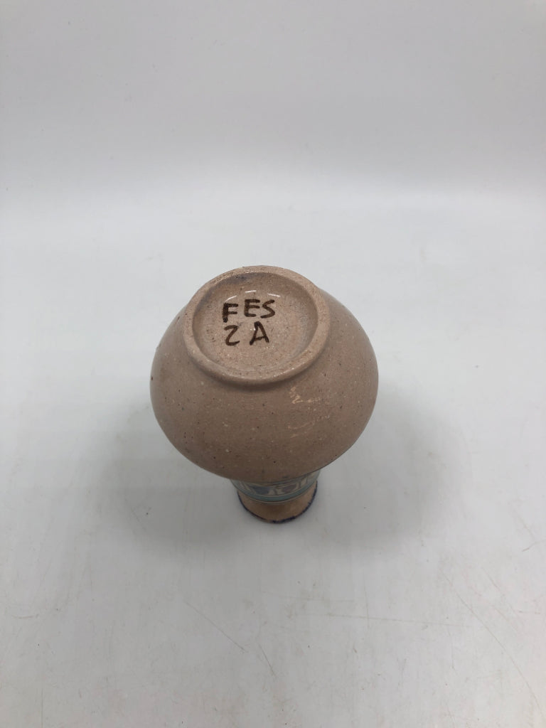 MULTI-COLORED STONEWARE BUD VASE.