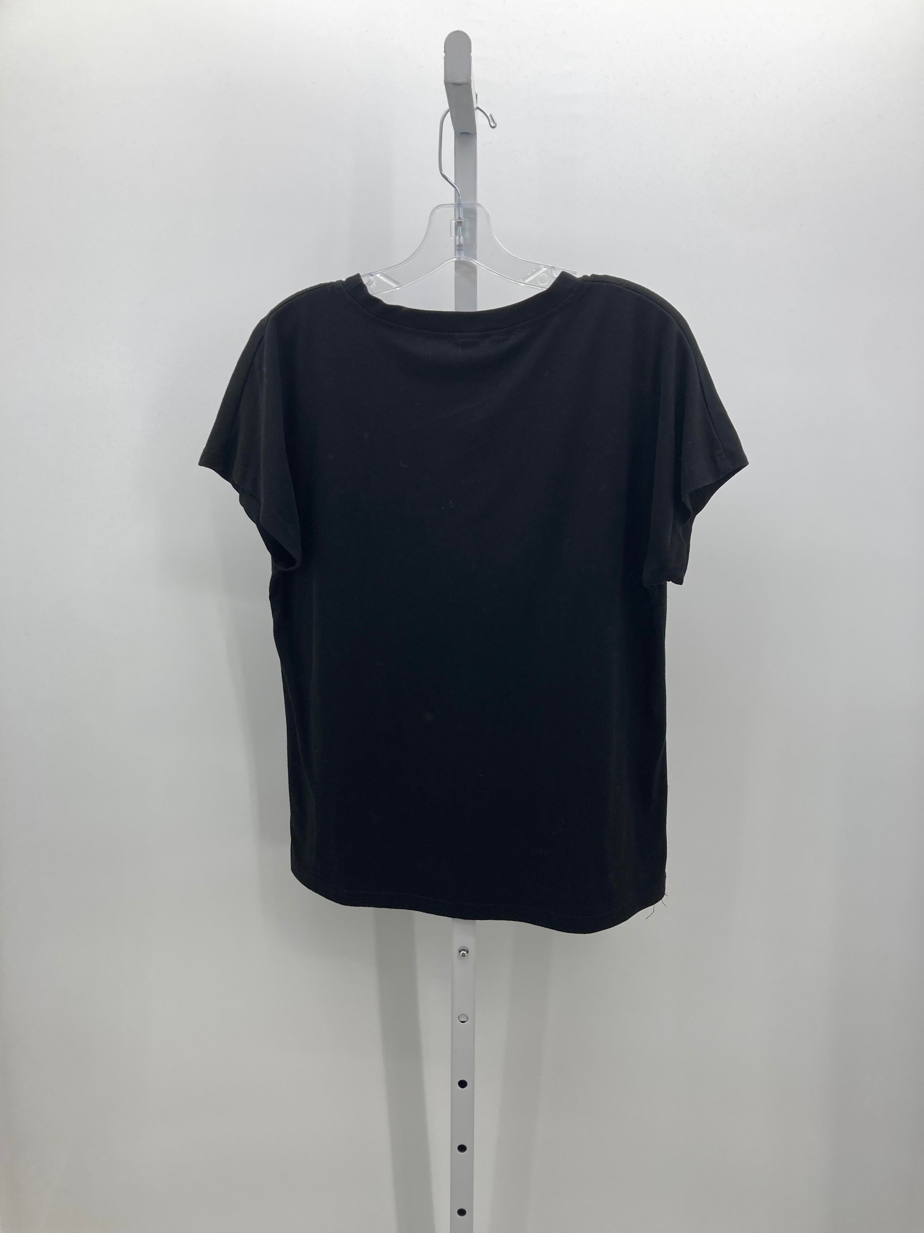 Size Medium Misses Short Sleeve Shirt