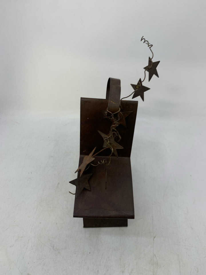 RUSTIC STAR CANDLE HOLDER.