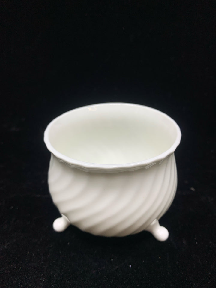 VTG SM ROYAL GOEDWAAGEN FOOTED PLANTER.
