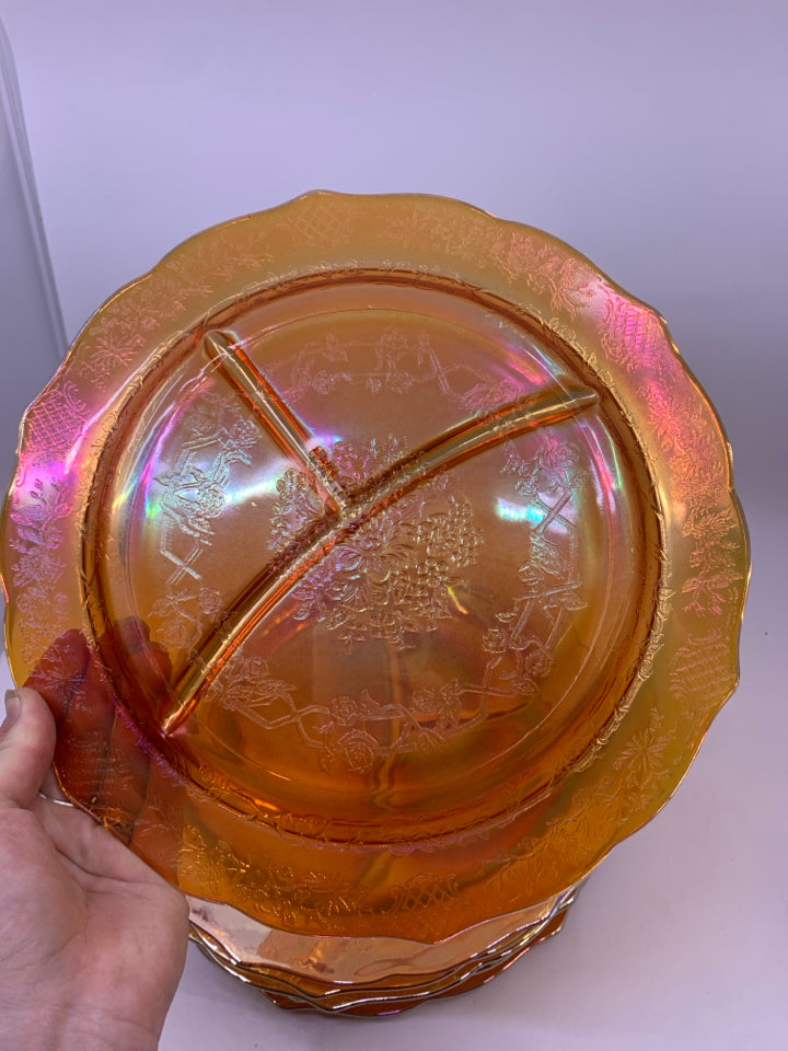 6 VTG CARNIVAL GLASS DIVIDED DINNER PLATES.