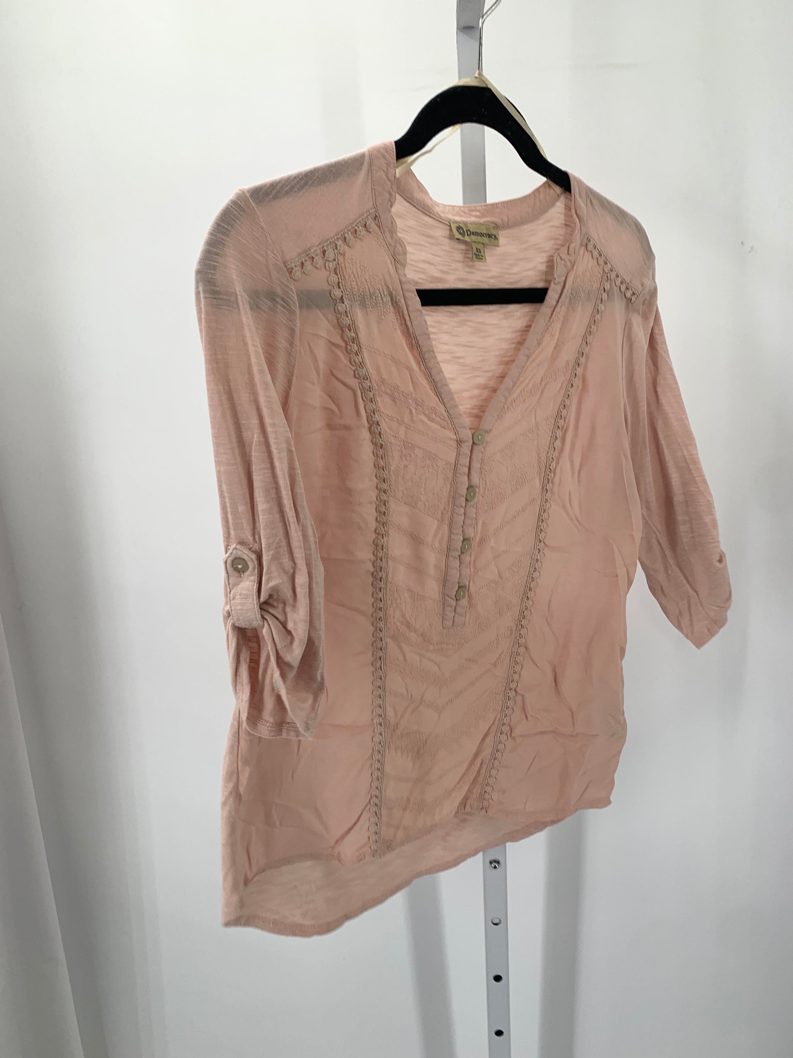 Democracy Size X Small Misses 3/4 Sleeve Shirt