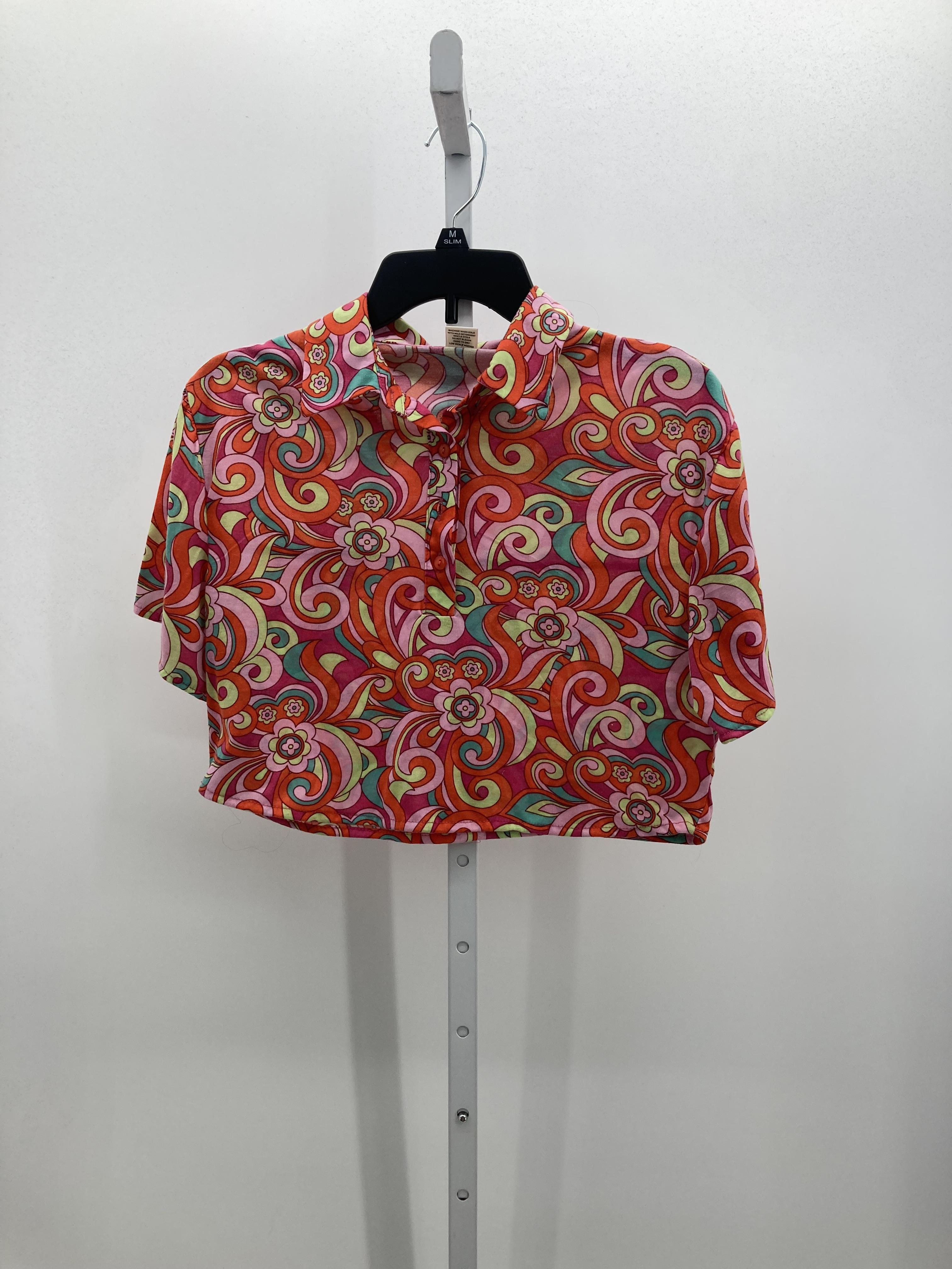 Passport Size Medium Juniors Short Sleeve Shirt