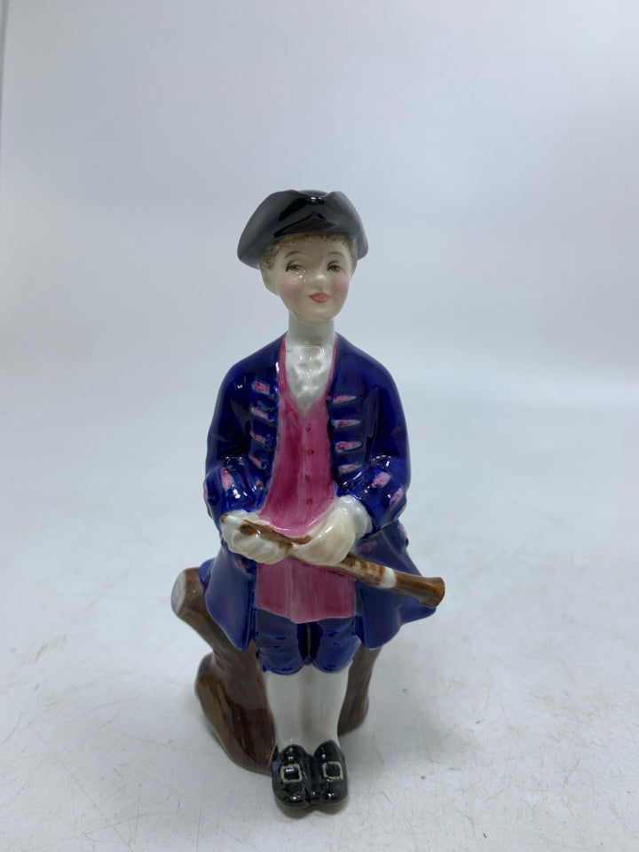 VTG PORCELAIN "BOY FROM WILLIAMSBURG" FIGURINE.