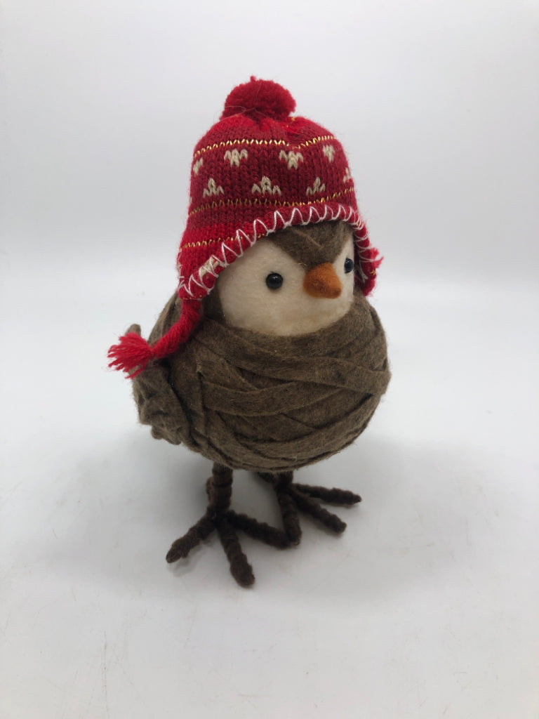 SPRITZ BIRD RED KNIT HAT.