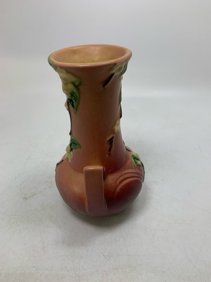 VTG SNOWBERRY VASE W/ DOUBLE HANDLE.