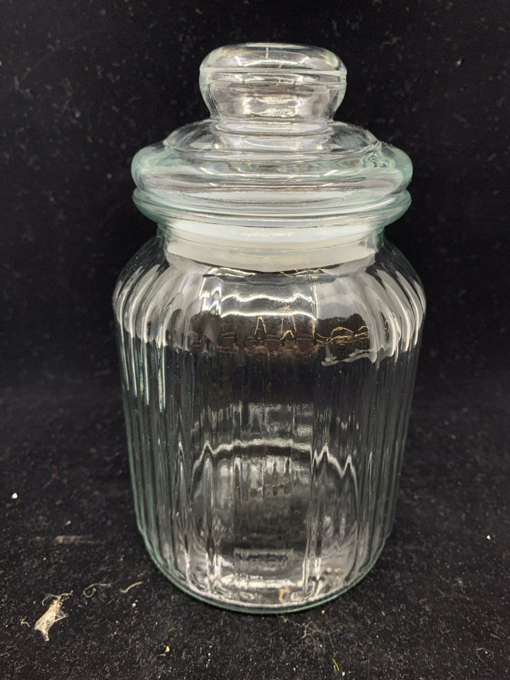 CLEAR GLASS RIBBED CANISTER W/LID.