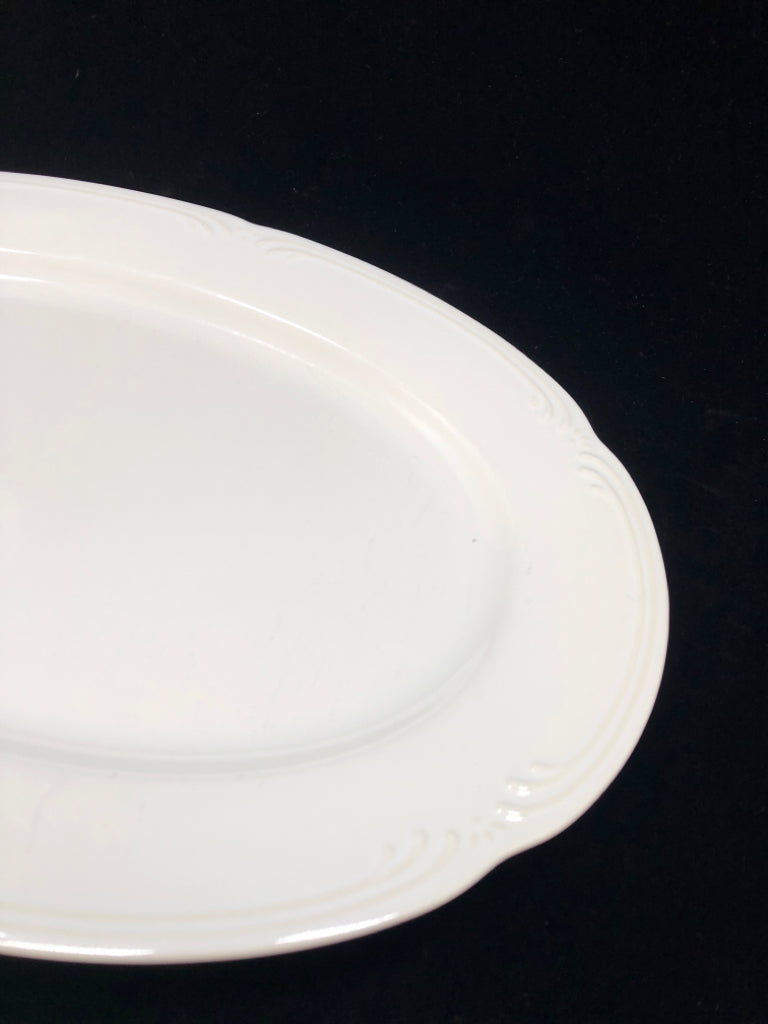 PFALTZGRAFF WHITE OVAL PLATTER.