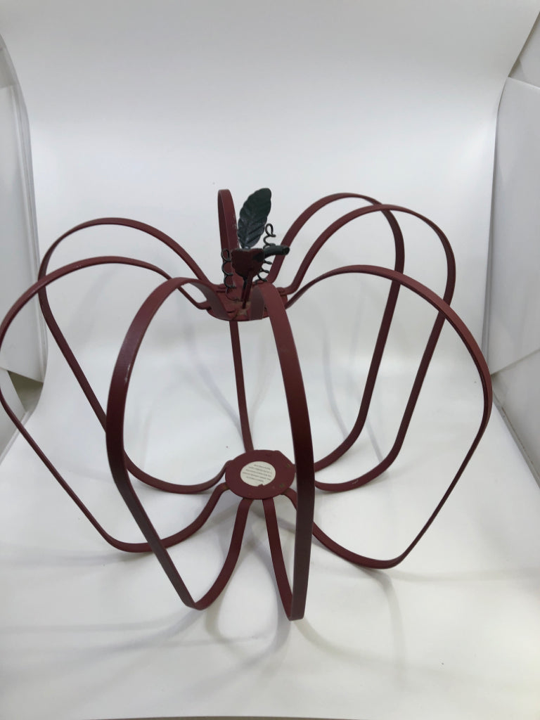 METAL PRIMITIVE APPLE CANDLE HOLDER DECOR.