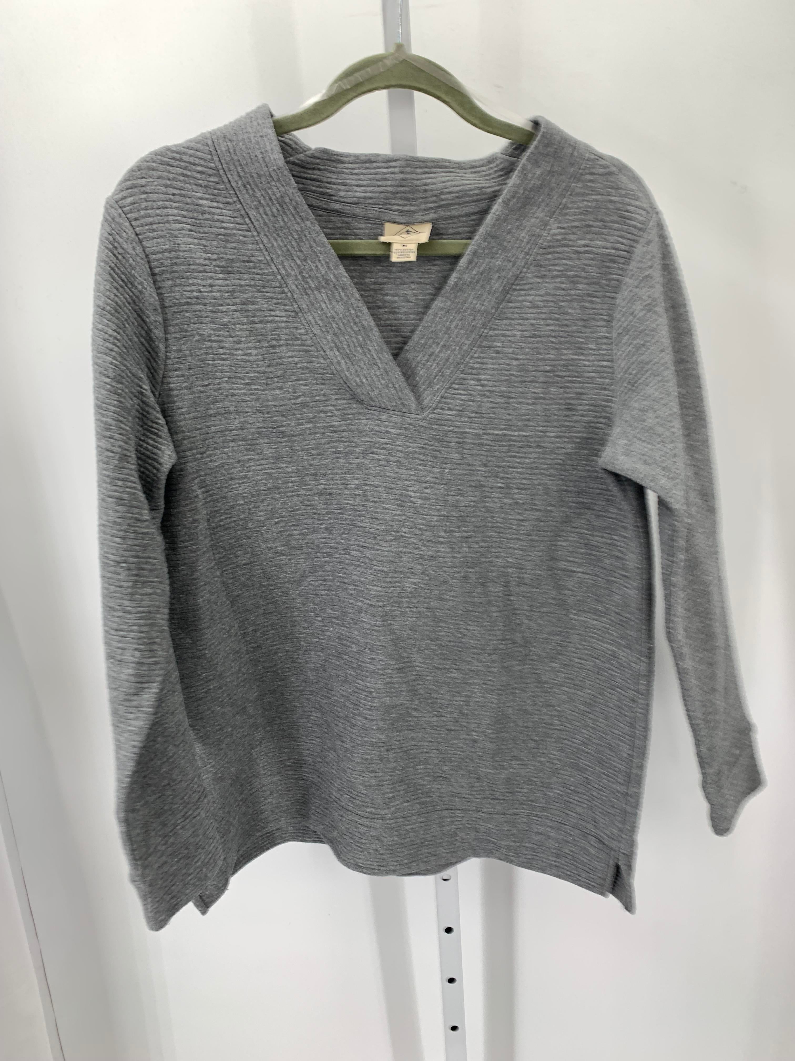 St. Johns Bay Size Medium Misses Long Sleeve Shirt
