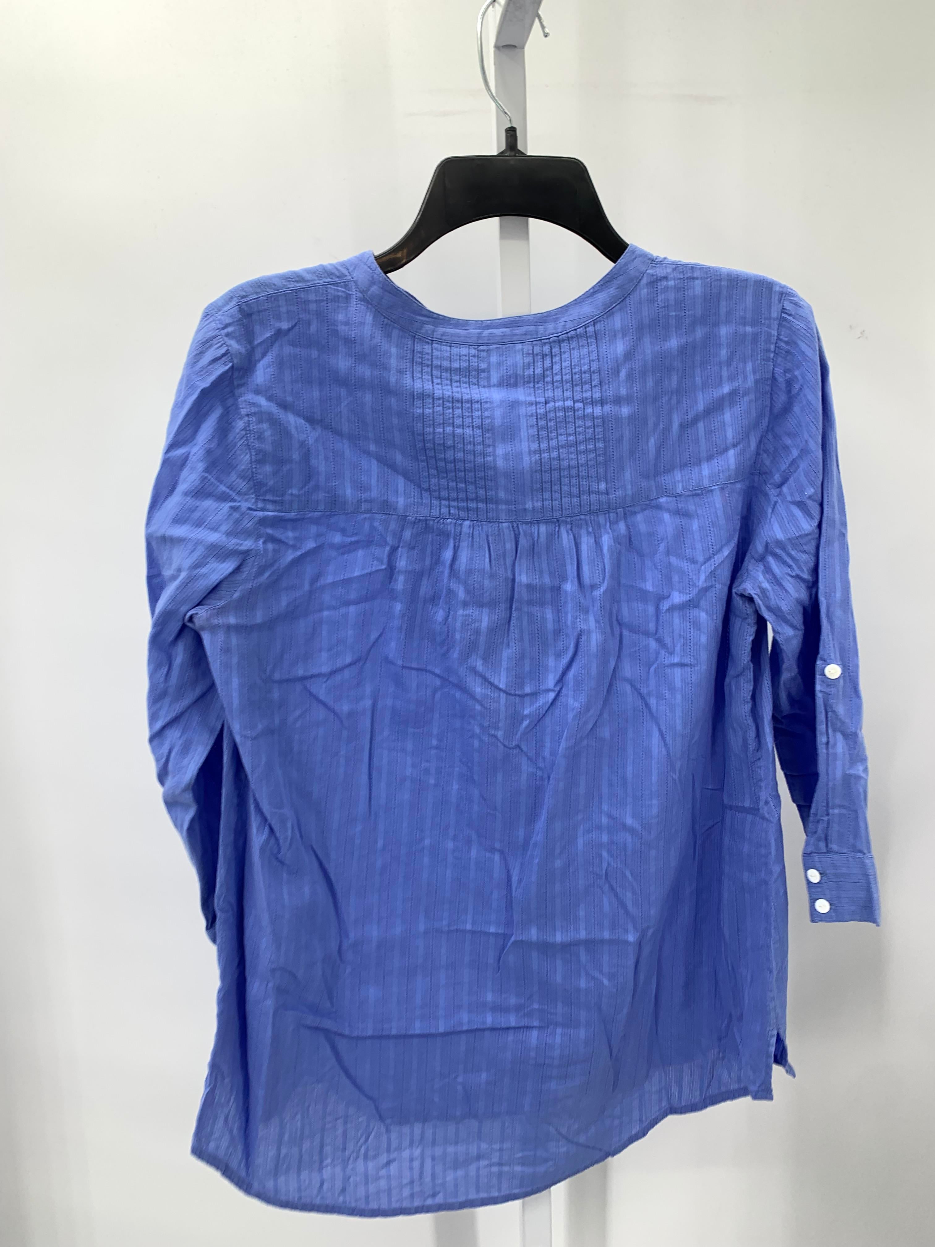 Size Small Misses 3/4 Sleeve Shirt