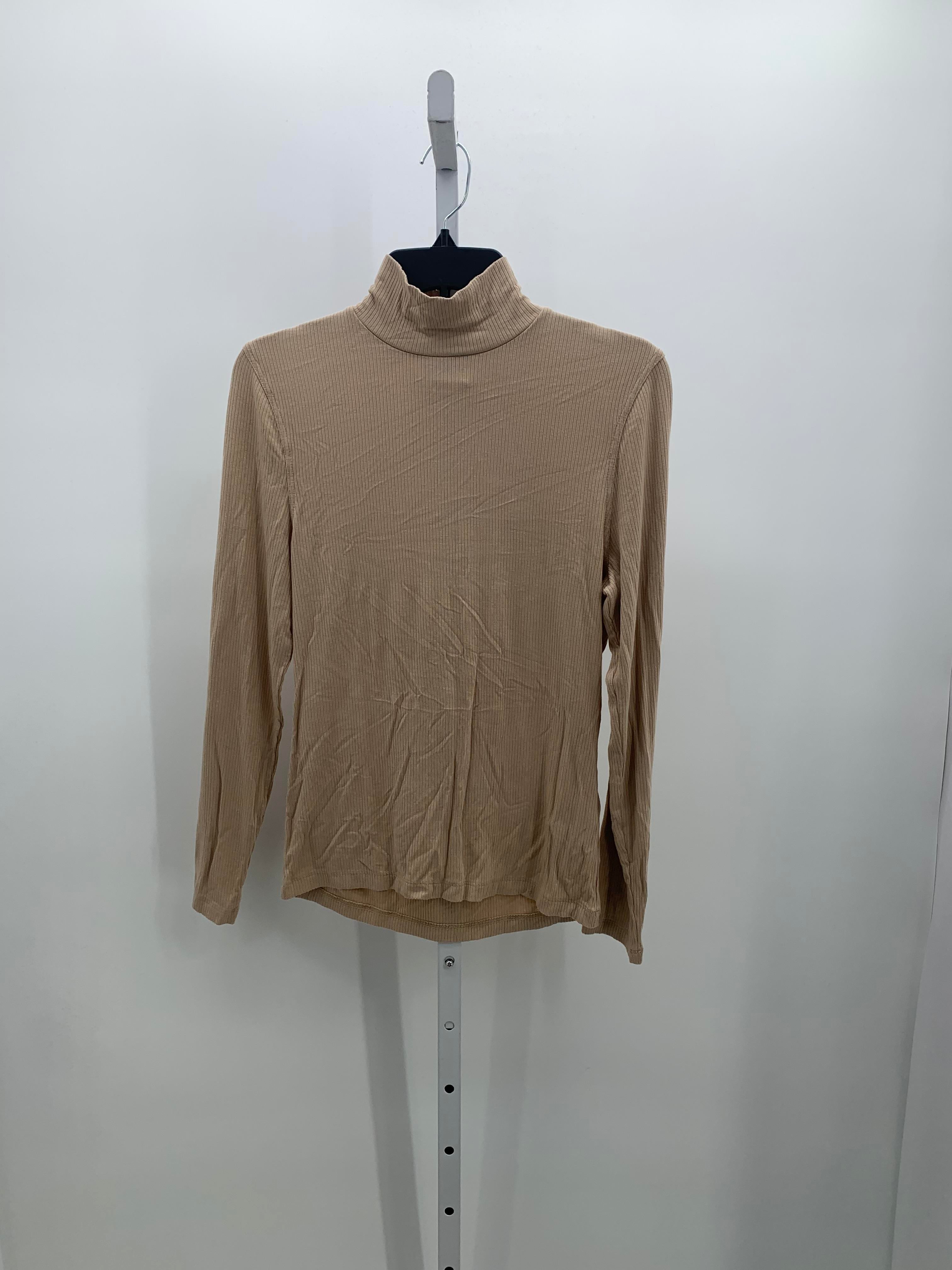 ON 34th Size Large Misses Long Sleeve Shirt