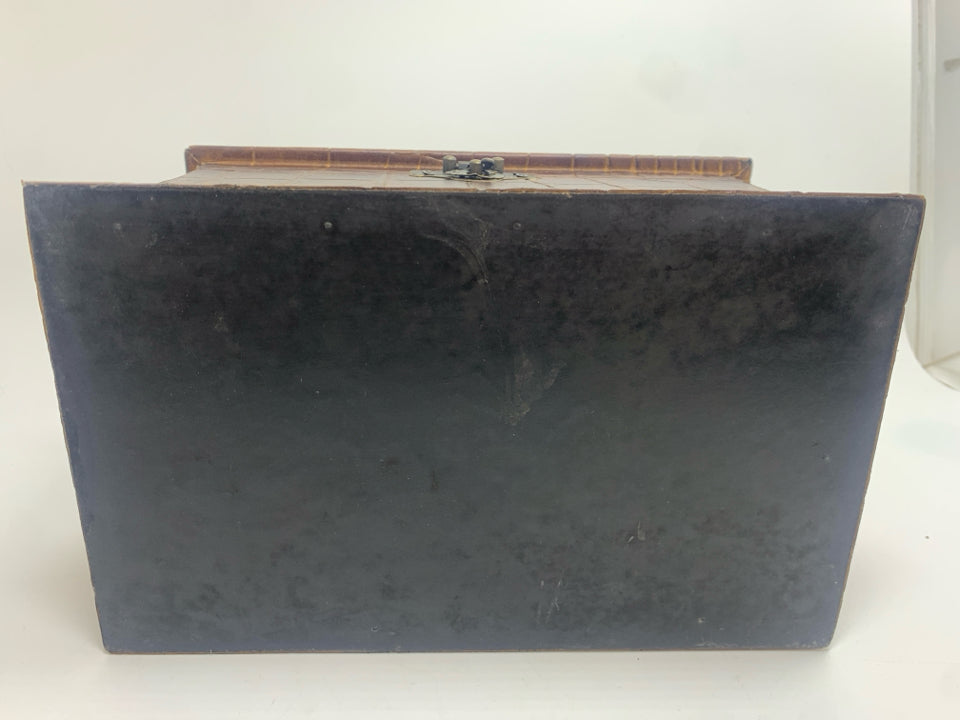 FAUX SNAKESKIN BOX W/FLIP LID.
