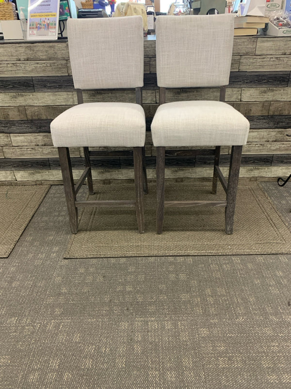 2 WHITE/GREY FABRIC COUNTER HEIGHT STOOLS.