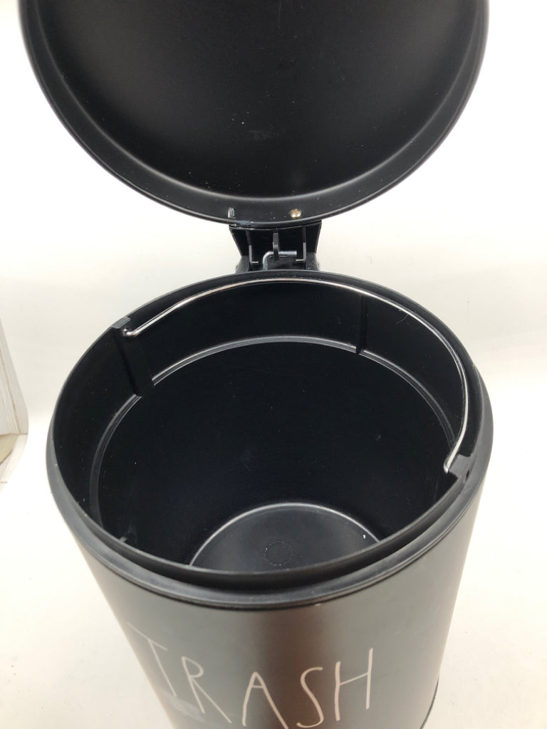 TRASH CAN - RAE DUNN.