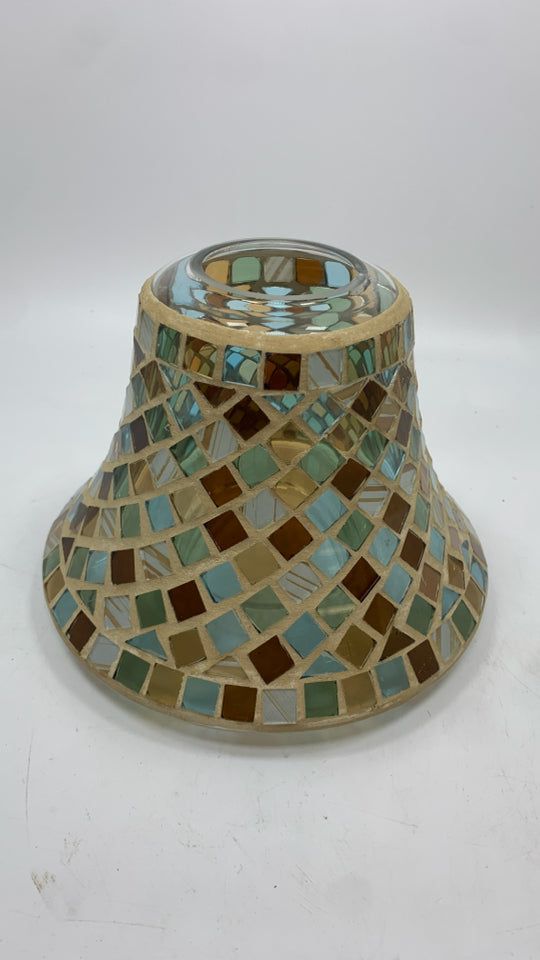 MOSAIC GLASS CANDLE TOPPER.