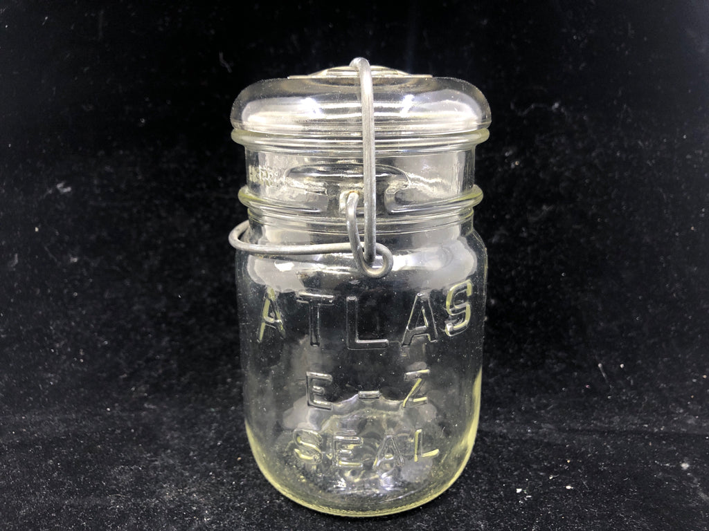 VTG ATLAS MASON JAR W BAIL CLASP.