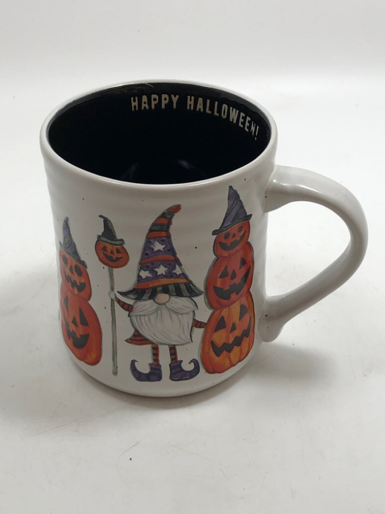 COBWEBS & CAULDRONS HALLOWEEN MUG.