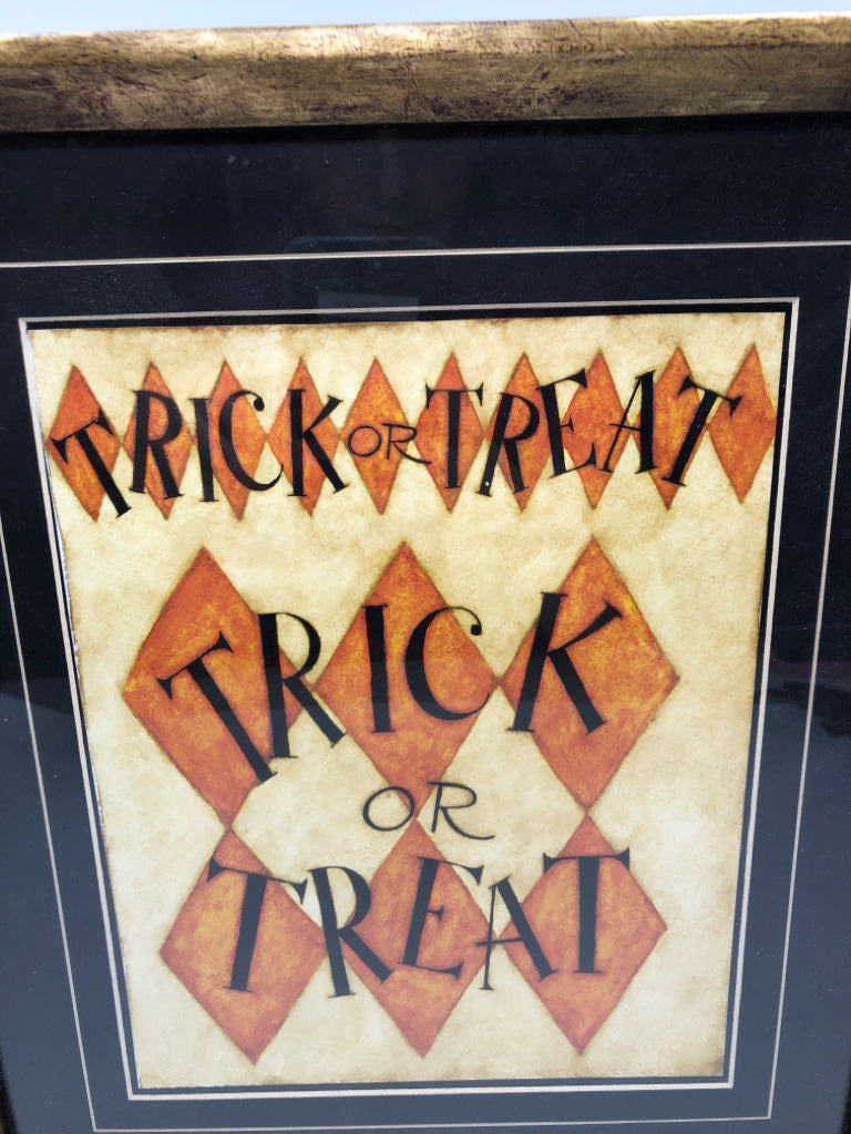 TRICK OR TREAT GOLD FRAMED WALL DECOR.