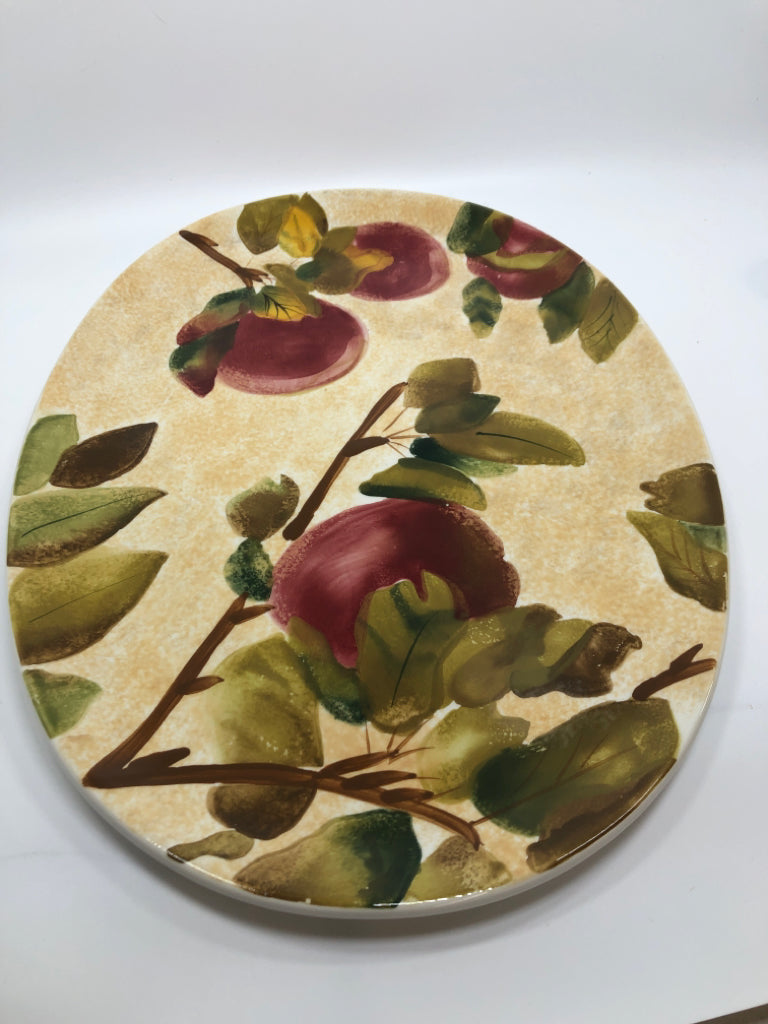 APPLES PAINTED OVAL SERVING PLATTER.