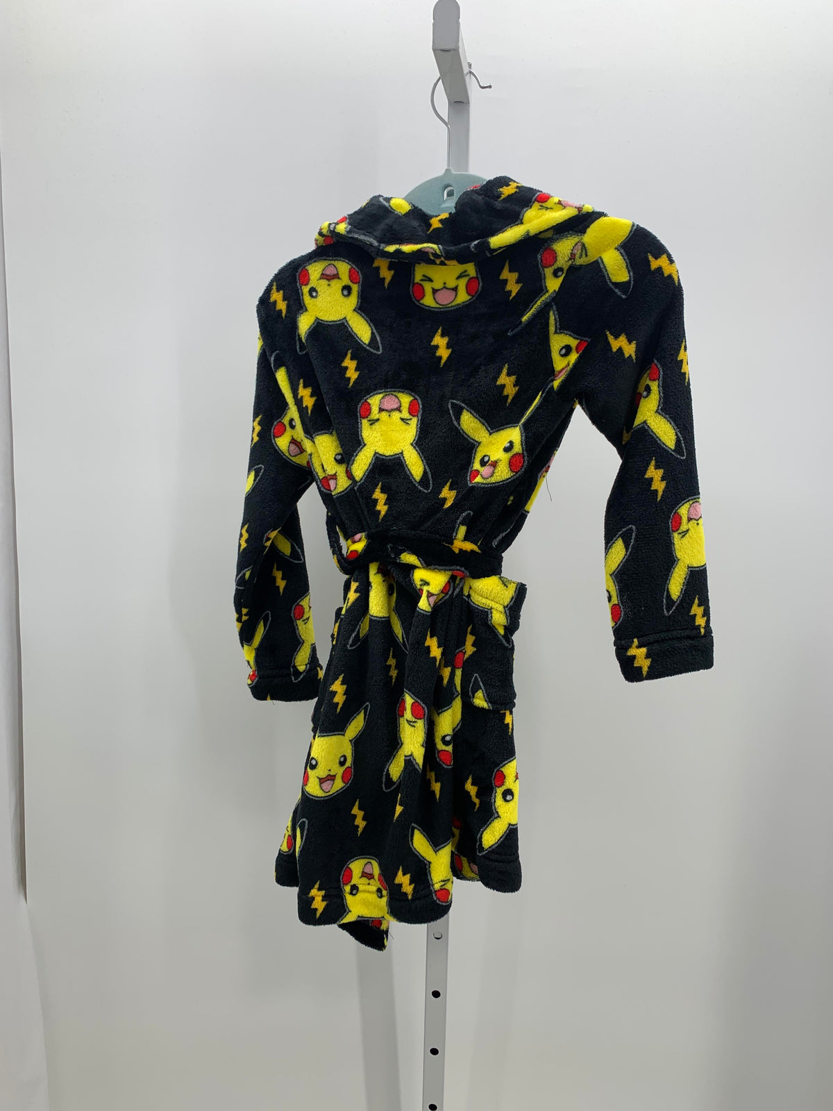 PIKACHU FLEECE