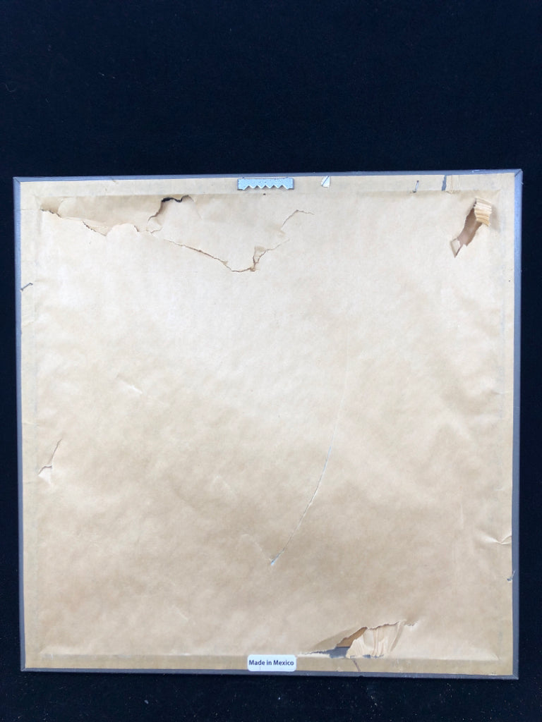 BATHTUB W WORDS AND RED TOWELS.