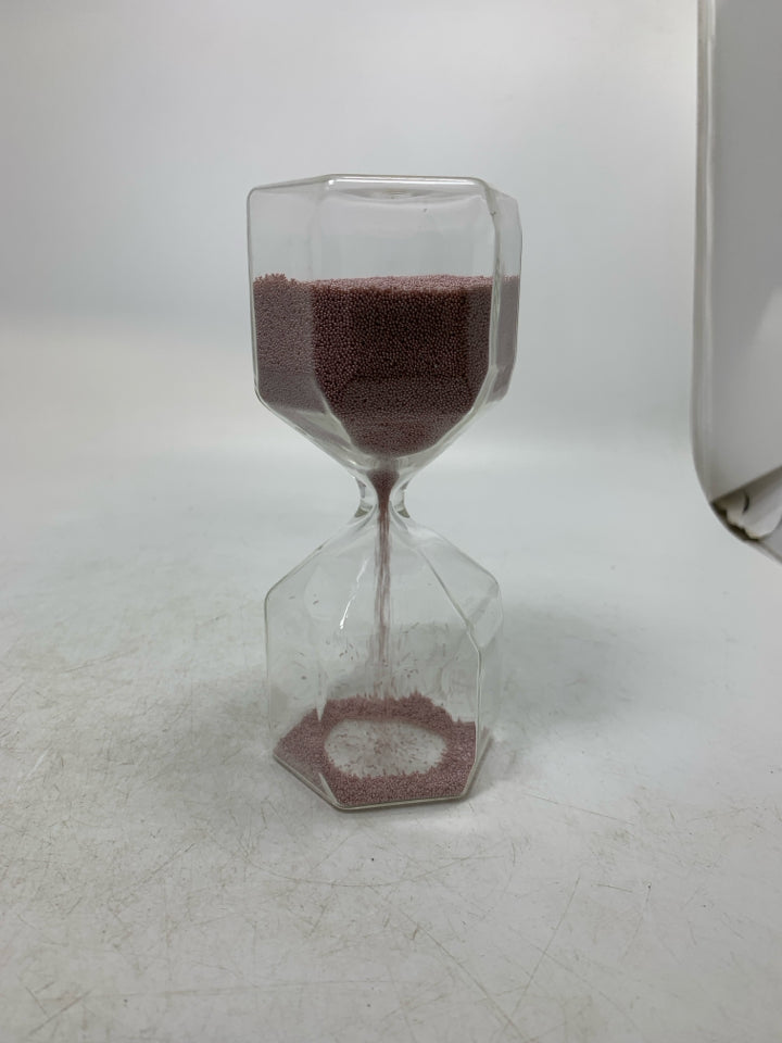 GLASS HEXAGON SHAPED HOUR GLASS 1 MIN TIMER.