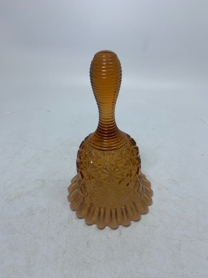 VTG ORANGE OPALESCENT DAISY & BUTTON PATTERN BELL W/ RUFFLES EDGE.