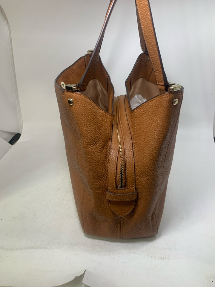 Kate Spade Leila Medium Triple Compartment Shoulder Bag *Minor Interior Stain