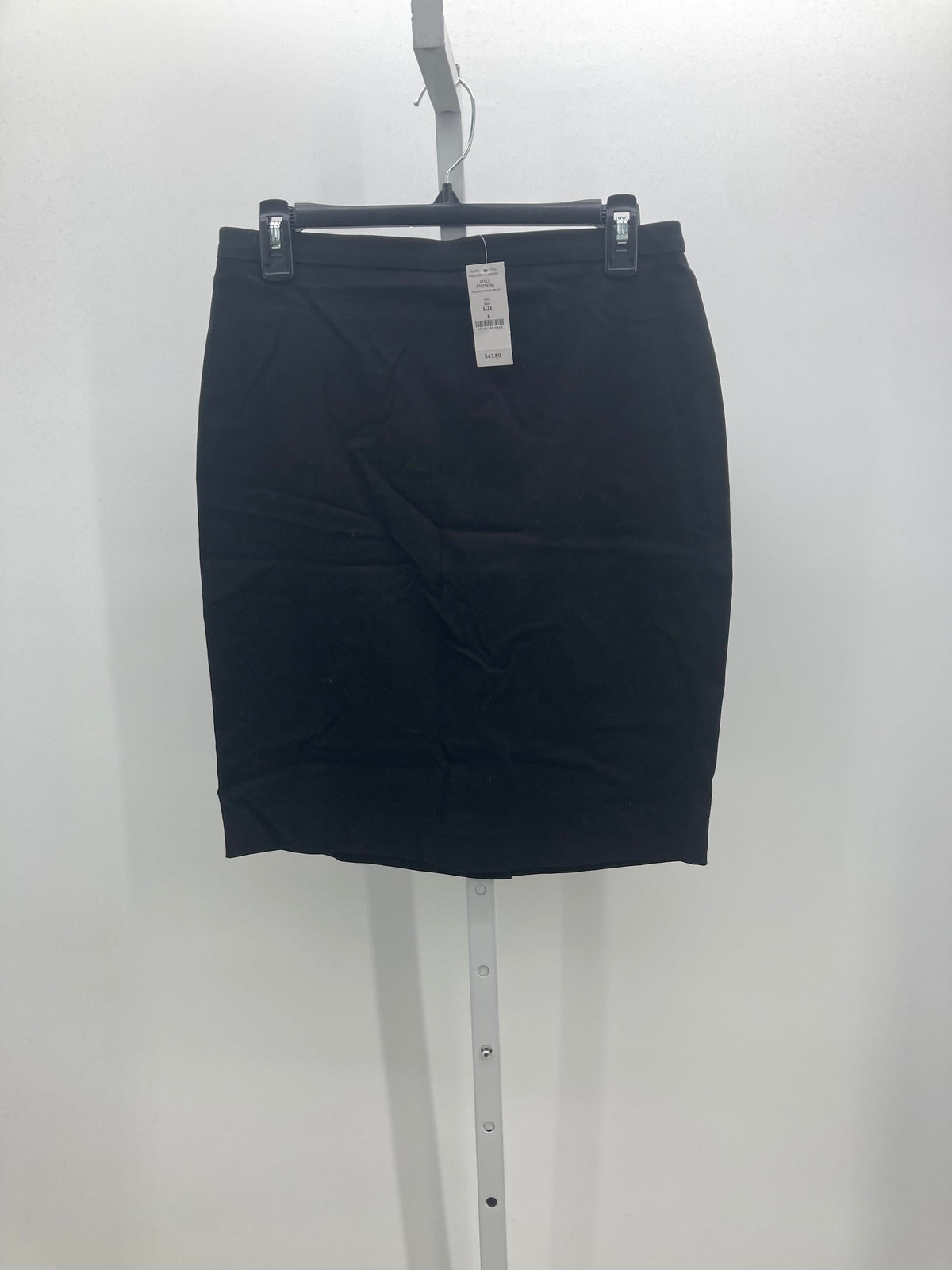 White House Black Size 6 Misses Skirt