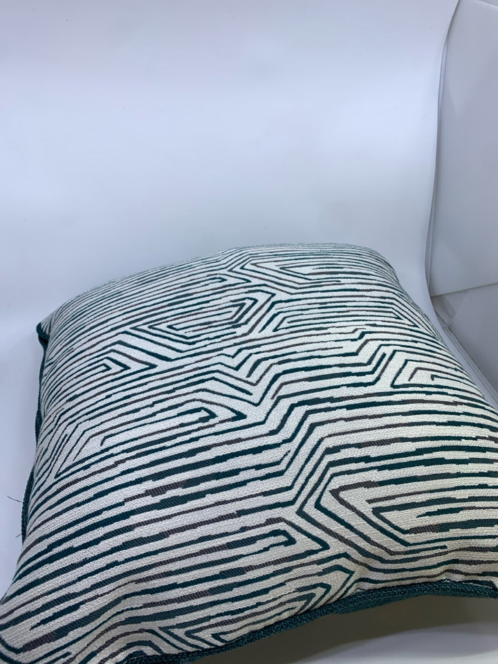 BLUE & WHITE PILLOW W/ABSTRACT LINE DESIGN.