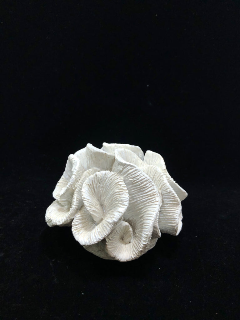 TABLETOP CORAL DECOR.