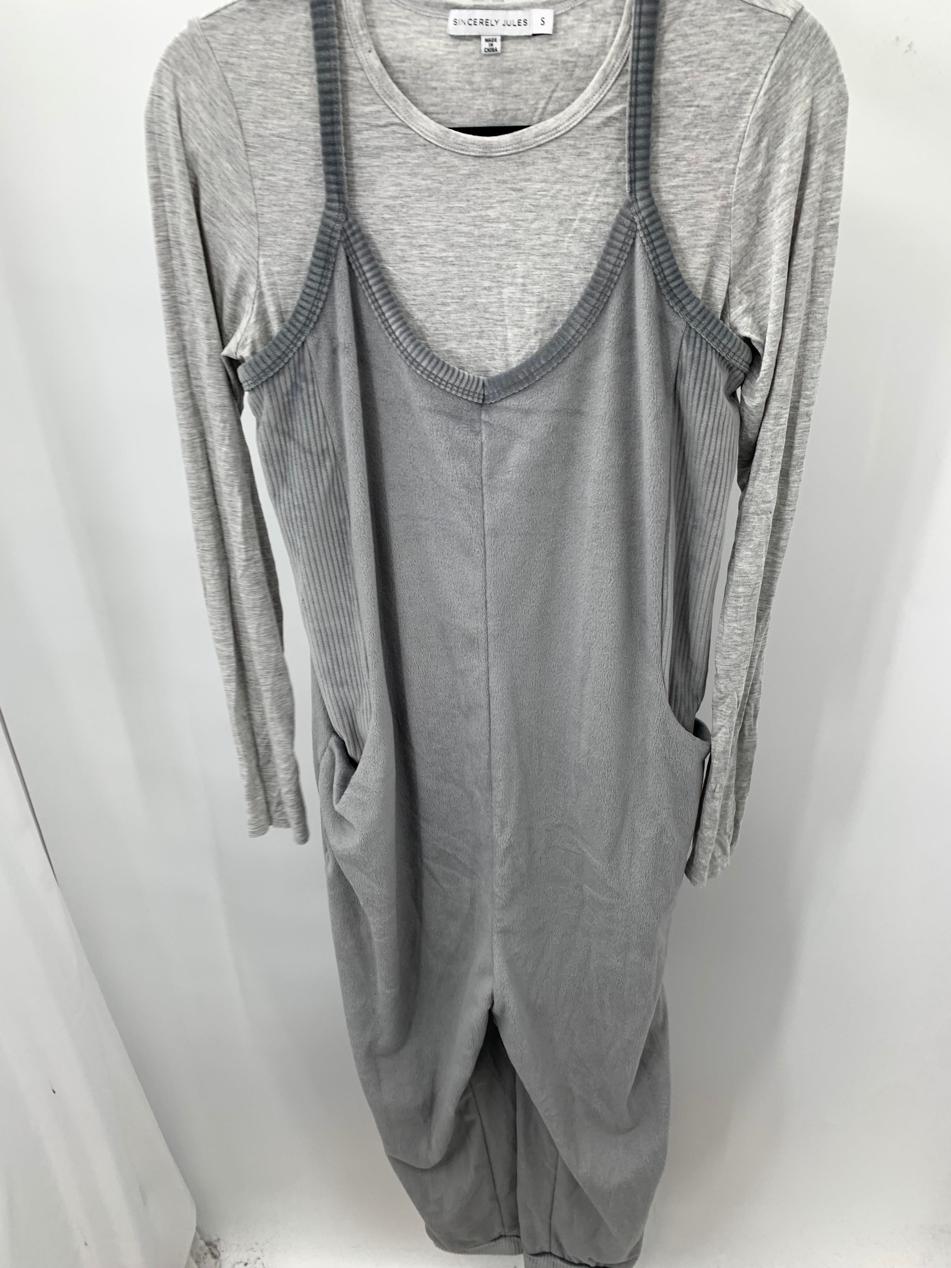 Size Small Juniors 2pc. Outfit