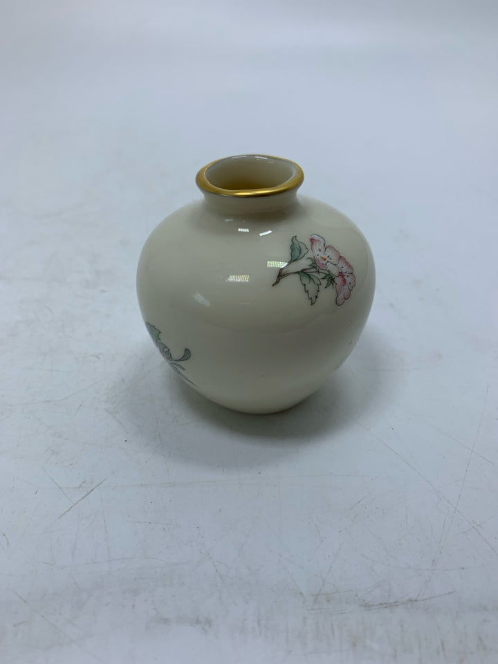 MINI BED VASE W/ SONG BIRD & FLOWERS.