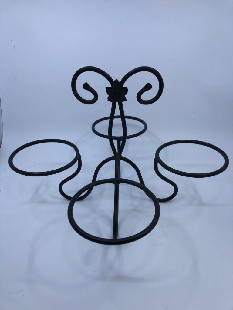 WROUGHT IRON DESSERT CADDY.