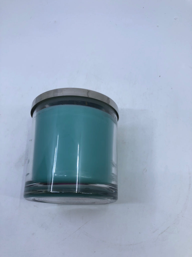 NEW SEASIDE BREEZE CANDLE.