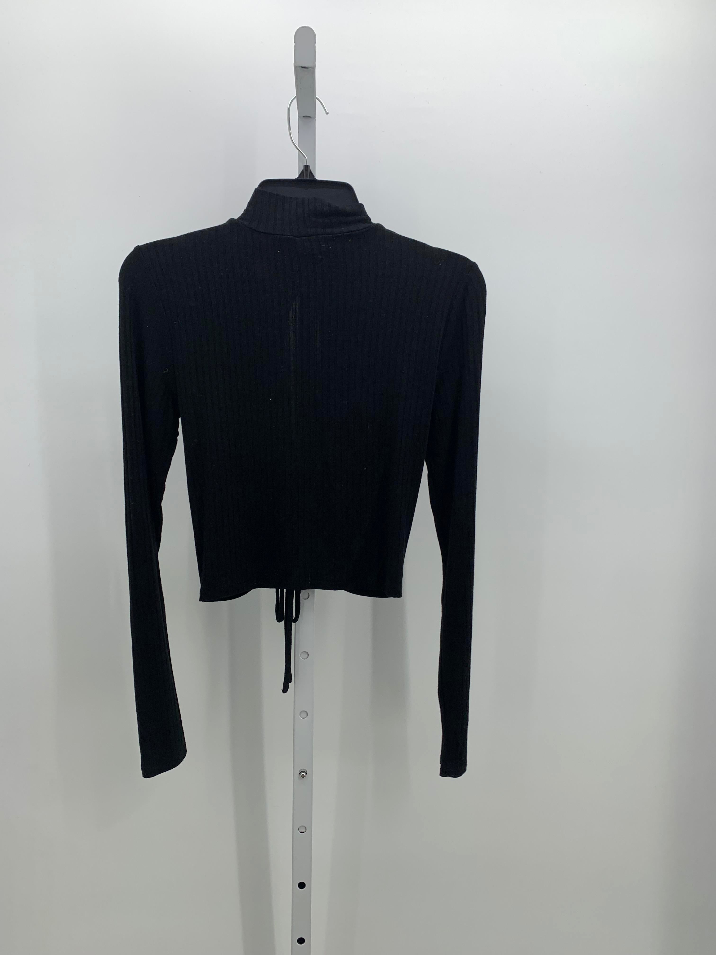 Forever 21 Size Medium Juniors Long Sleeve Shirt